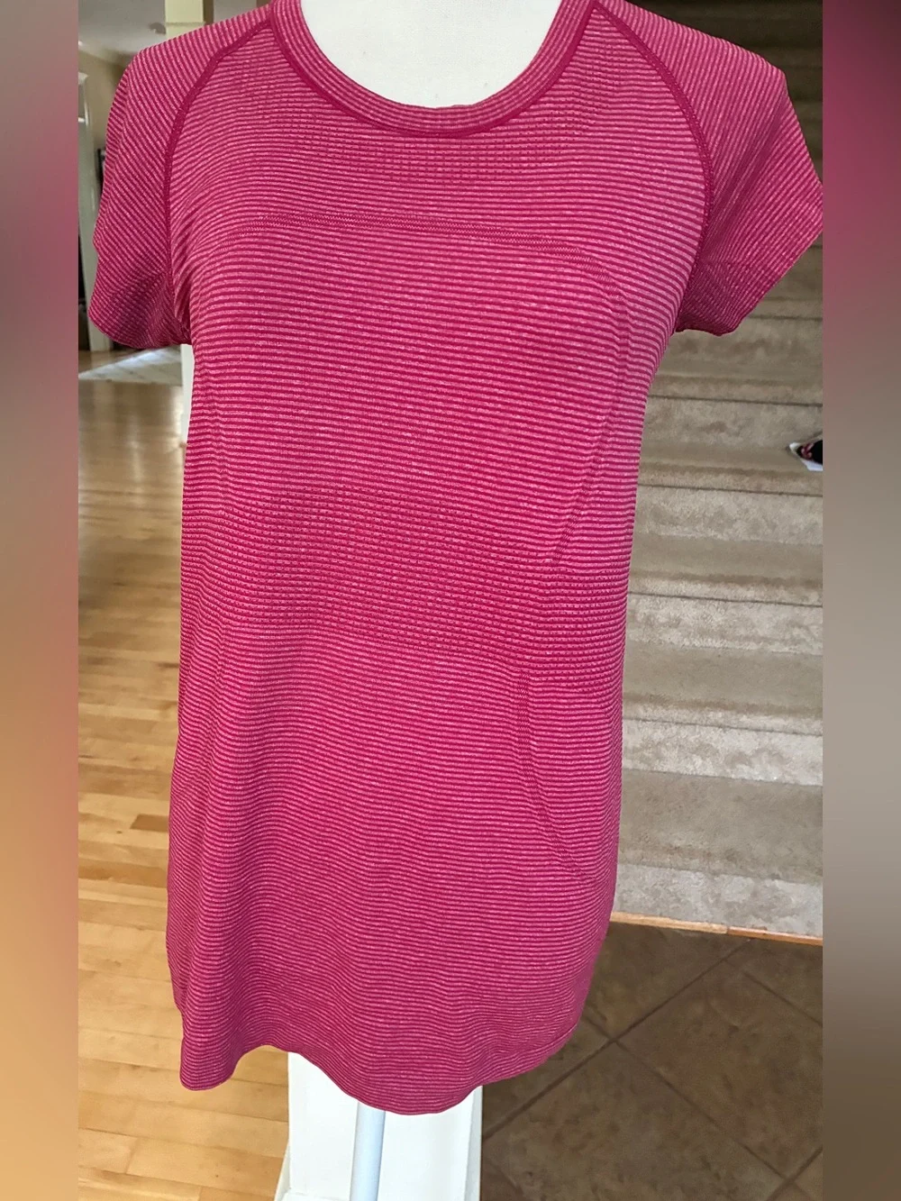 Lululemon Swiftly Tech Red Stripped Short Sleeve Running Crew Tee